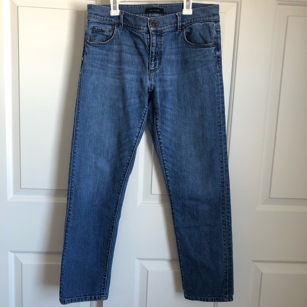Ann Taylor "The Girlfriend" Low Rise Jean Straight